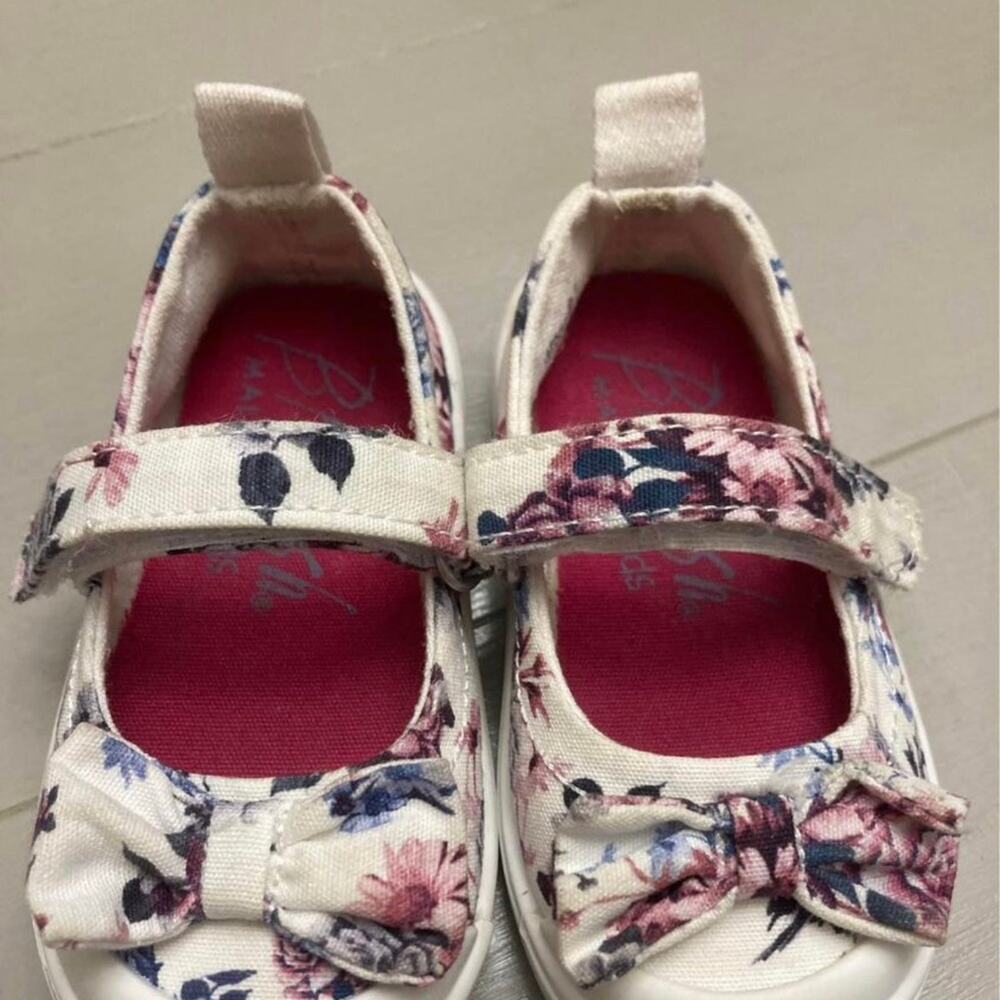 Blowfish Malibu Kids Baby/Toddler size 5
